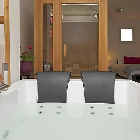 Ragaraja Private & * Pordenone